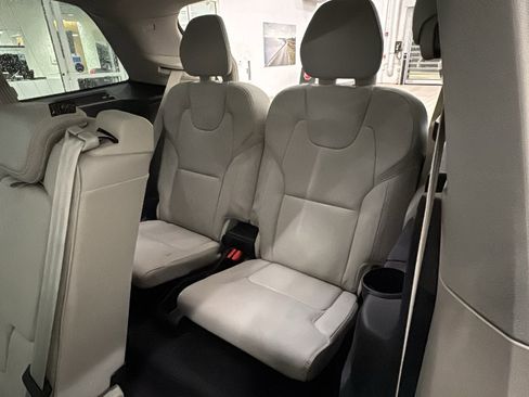 New 2026 Volvo XC90 T8 Ultra w/ Protection Package Premier AWD/4WD image 29