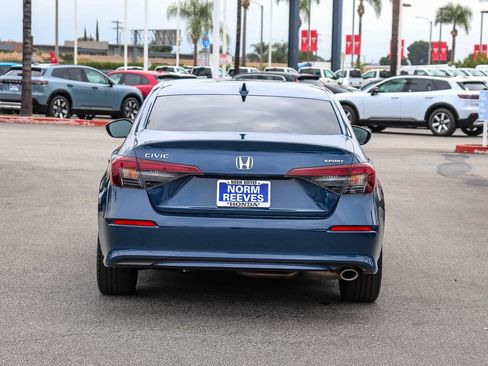 Certified 2025 Honda Civic Sport image 12