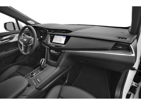 Certified 2024 Cadillac XT5 Sportv w/ Platinum Package image 17
