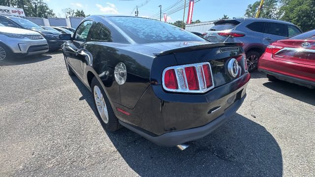 Used 2011 Ford Mustang Coupe w/ 101A Rapid Spec Order Code RWD image 7