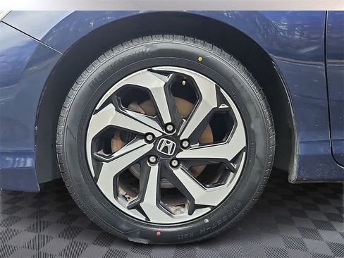 Used 2017 Honda Accord EX-L image 7