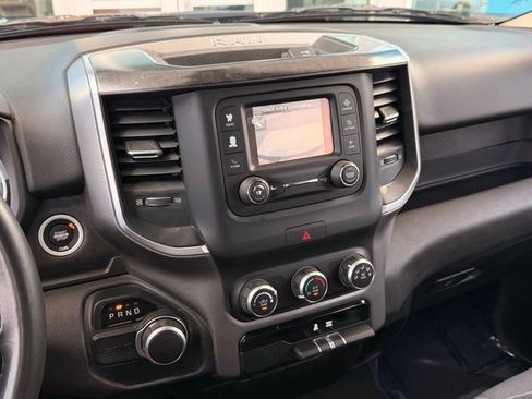 Used 2019 RAM 1500 Big Horn RWD image 40