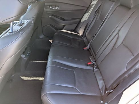 Used 2025 Honda Accord Touring image 18