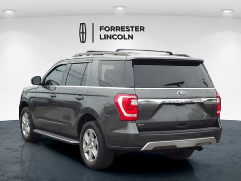 Used 2018 Ford Expedition XLT w/ Equipment Group 202A AWD/4WD image 5