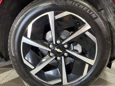 Used 2025 Chevrolet Equinox EV LT w/ Convenience Package FWD image 35