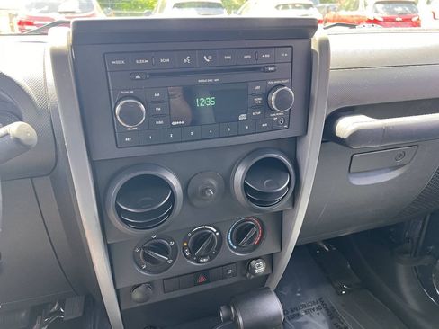 Used 2008 Jeep Wrangler X AWD/4WD image 18