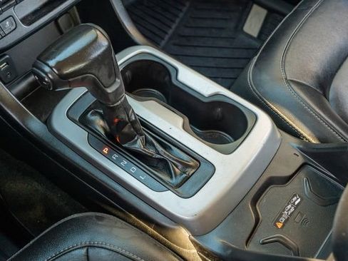 Used 2018 Chevrolet Colorado ZR2 image 31