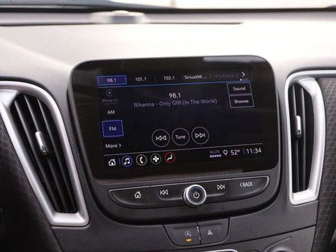 Used 2024 Chevrolet Malibu LT image 16