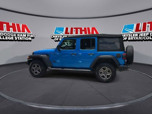 Used 2022 Jeep Wrangler Unlimited Sport AWD/4WD image 5