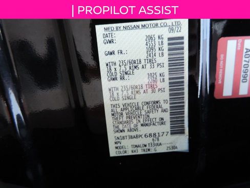 Used 2023 Nissan Rogue SV FWD image 18