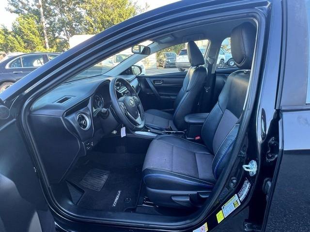 Used 2017 Toyota Corolla SE w/ Carpet Mat Package (TMS) FWD image 10