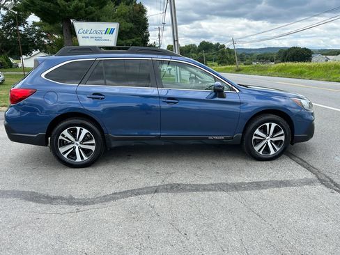 Used 2019 Subaru Outback 2.5i Limited AWD/4WD image 10
