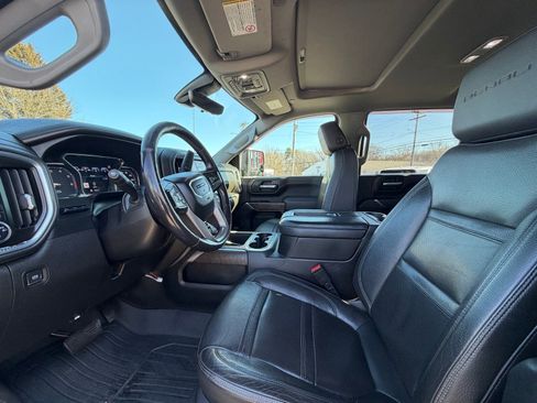 Used 2022 GMC Sierra 2500 Denali w/ Technology Package image 11