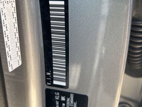 Used 2024 Kia Forte GT-Line image 2