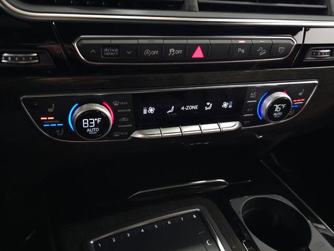 Used 2018 Audi Q7 3.0T Prestige w/ Prestige Package image 39