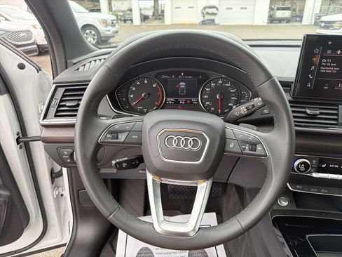 Used 2024 Audi Q5 2.0T Premium AWD/4WD image 21