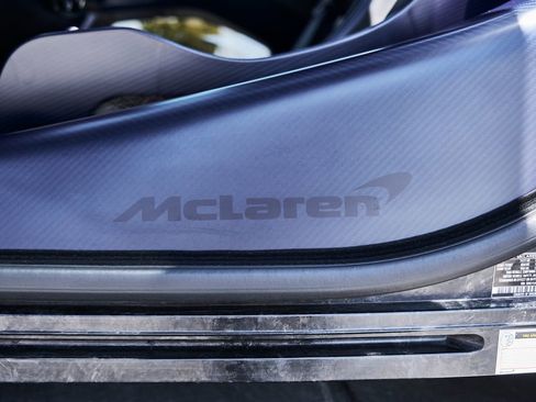 Used 2019 McLaren Senna RWD image 44