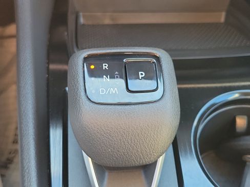 Used 2023 Nissan Rogue SV image 24