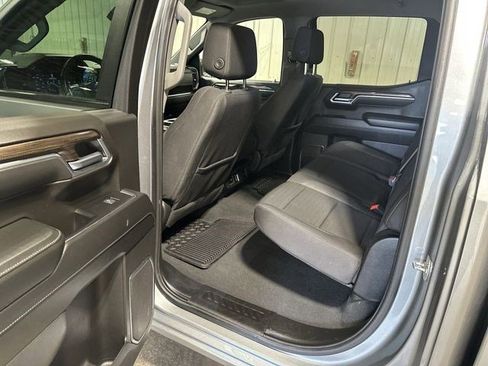 Used 2025 Chevrolet Silverado 1500 LT image 20