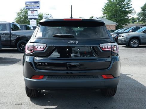 New 2026 Jeep Compass Latitude AWD/4WD image 7