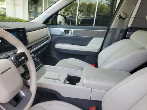 Used 2024 Hyundai Santa Fe Limited FWD image 23