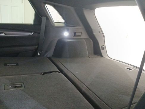 Used 2023 Cadillac XT5 Luxury AWD/4WD image 11