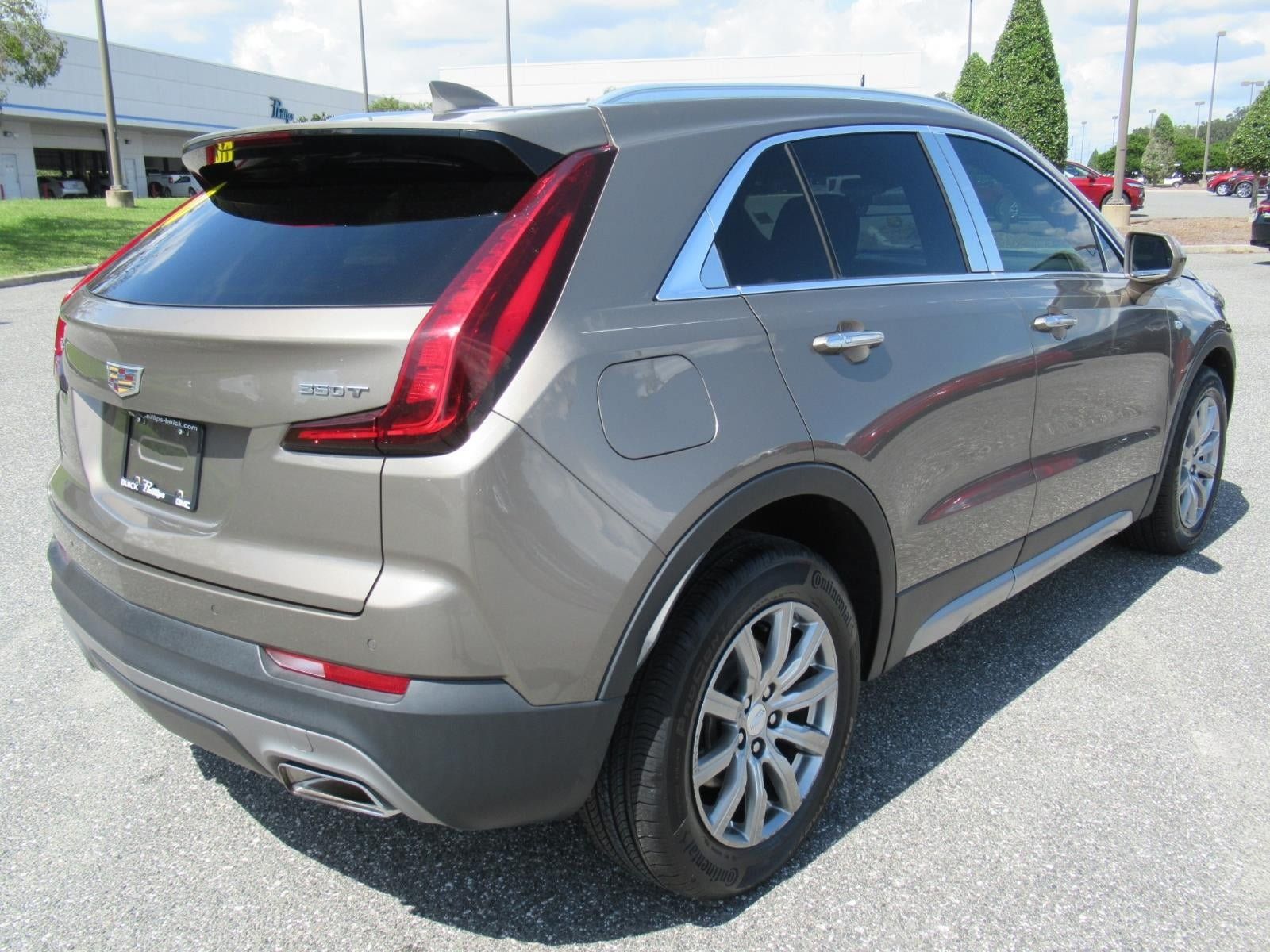 Used 2020 Cadillac XT4 Premium Luxury FWD image 7