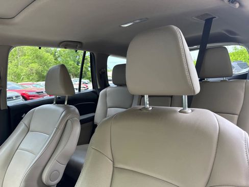 Used 2022 Honda Pilot Special Edition image 16