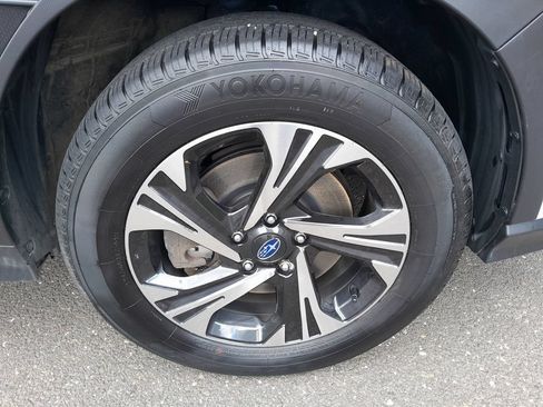 Used 2024 Subaru Crosstrek 2.0i Premium AWD/4WD image 39