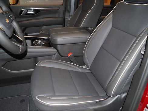 New 2025 Chevrolet Tahoe Premier image 14