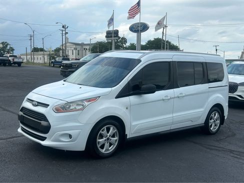 Used 2018 Ford Transit Connect XLT FWD image 2