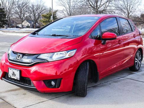 Used 2017 Honda Fit EX image 3