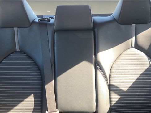 Used 2021 Toyota Camry SE image 22