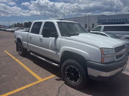 Used 2003 Chevrolet Silverado 2500 LT w/ Skid Plate Package AWD/4WD image 3