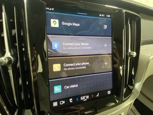 Used 2025 Volvo S60 T8 Ultra image 18