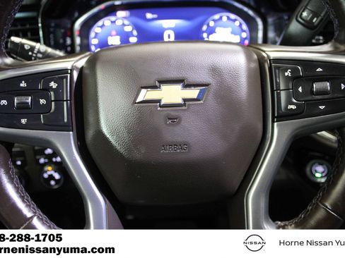 Used 2024 Chevrolet Silverado 2500 LT AWD/4WD image 9