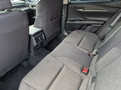 Used 2025 Toyota Camry LE FWD image 11