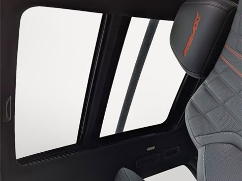 New 2025 Nissan Armada PRO-4X w/ Pro-4X Premium Package image 25