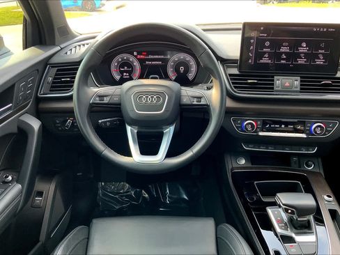 Used 2023 Audi Q5 2.0T Premium Plus w/ Premium Plus Package AWD/4WD image 6