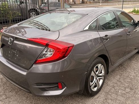 Used 2018 Honda Civic LX image 5