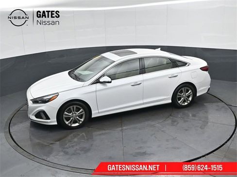 Used 2018 Hyundai Sonata Limited image 47