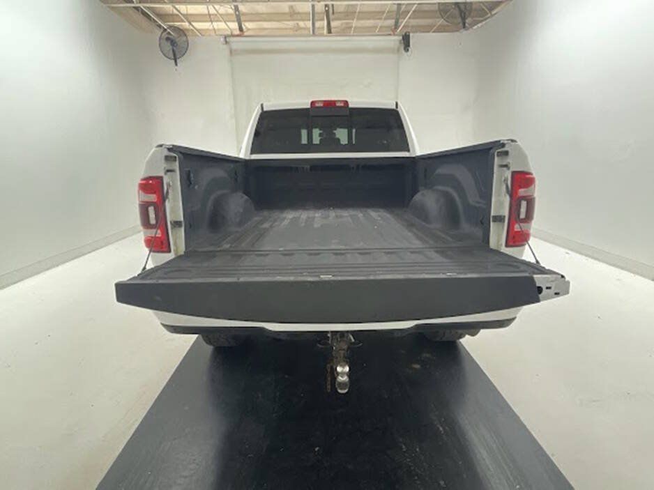 Used 2022 RAM 2500 Laramie AWD/4WD image 9