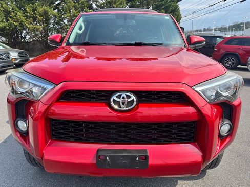 Used 2014 Toyota 4Runner SR5 Premium image 2