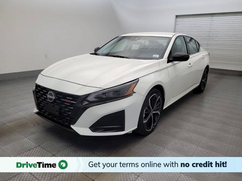 Used 2025 Nissan Altima 2.5 SR FWD image 1