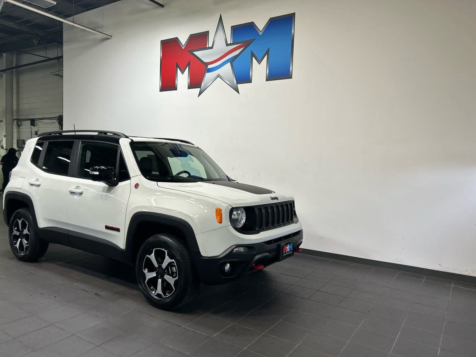 Used 2022 Jeep Renegade Trailhawk AWD/4WD image 2