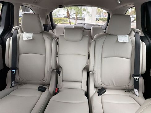 New 2026 Honda Odyssey EX-L image 12