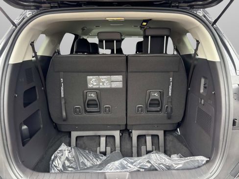 New 2026 Kia Carnival image 12