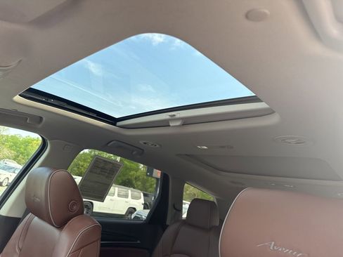 Used 2019 Buick Enclave Avenir w/ Avenir Technology Package image 12