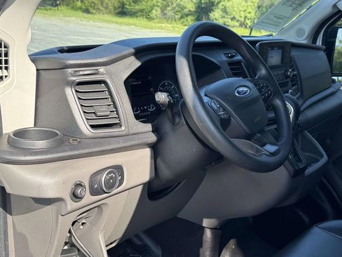 Used 2020 Ford Transit 250 Medium Roof RWD image 3