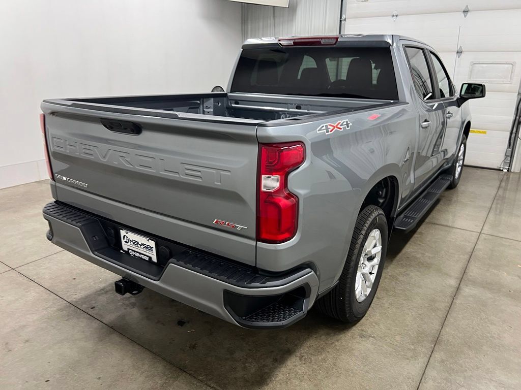 New 2026 Chevrolet Silverado 1500 RST AWD/4WD image 3